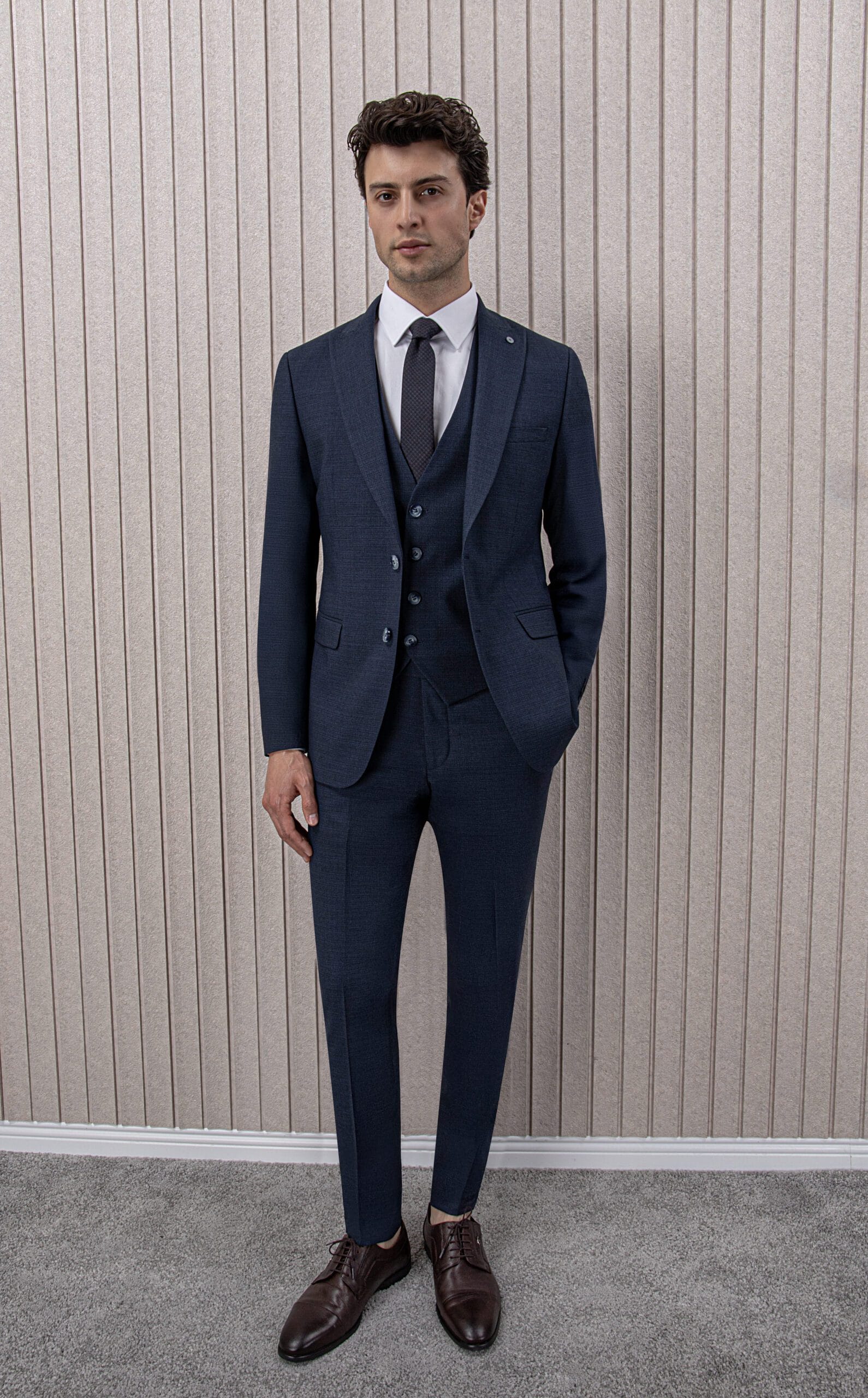 Erkek Likralı Slim Fit Sivri Yaka Yelekli Takım Elbise<span> - </span>Açık Lacivert, 50